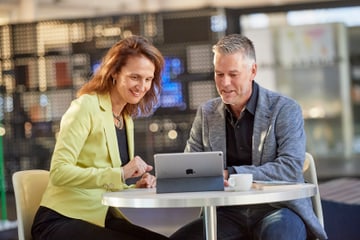 © Christoph Stöh Grünig Irenka Krone and Urs Stauffer during interview