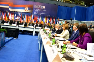 International Negotiation and Policy-Making